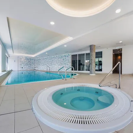 Waterlane Island, Sun & Snow Апартаменты Гданьск